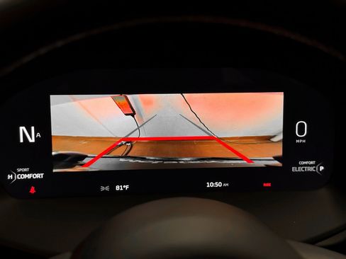 New 2025 McLaren Artura image 17