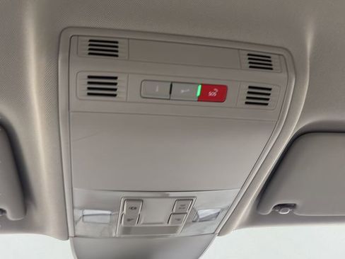 Used 2023 Volkswagen Taos S image 28