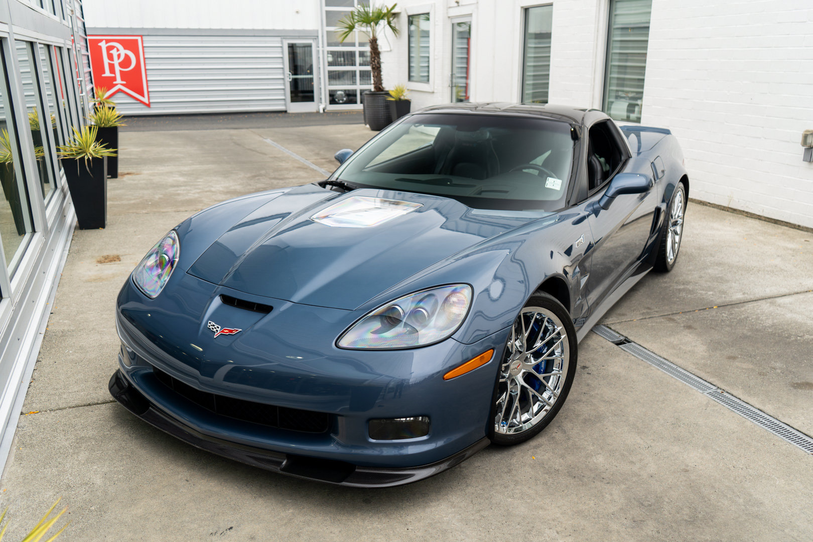 Used 2011 Chevrolet Corvette ZR1 w/ Preferred Equipment Group RWD image 3