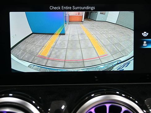 Used 2021 Mercedes-Benz GLA 250 250 4MATIC image 29