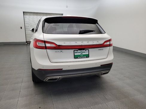 Used 2016 Lincoln MKX Reserve w/ Technology Package AWD/4WD image 6