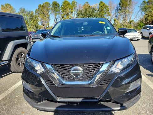 Used 2020 Nissan Rogue Sport S image 9