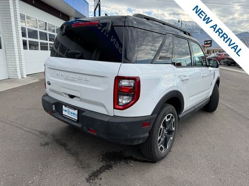 Used 2024 Ford Bronco Sport Outer Banks w/ Tech Package image 7