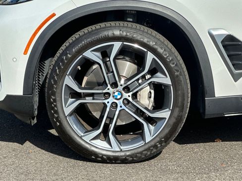 Used 2026 BMW X5 xDrive40i AWD/4WD image 38