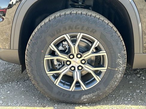 New 2026 GMC Acadia AT4 w/ Super Cruise Package AWD/4WD image 34