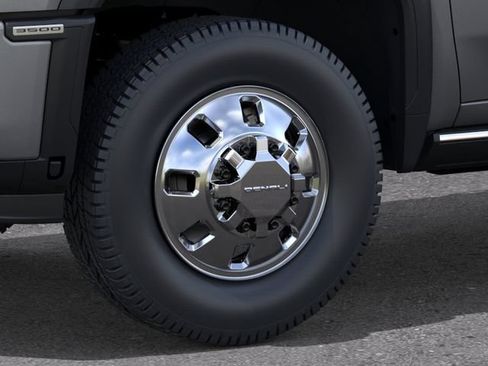 New 2026 GMC Sierra 3500 Denali w/ Denali Reserve Package AWD/4WD image 9