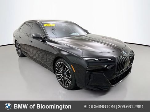 Used 2025 BMW 760i xDrive AWD/4WD image 1