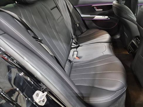 Used 2026 Mercedes-Benz E 350 4MATIC Sedan image 21