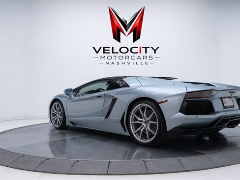 Used 2013 Lamborghini Aventador LP 700-4 AWD/4WD image 10