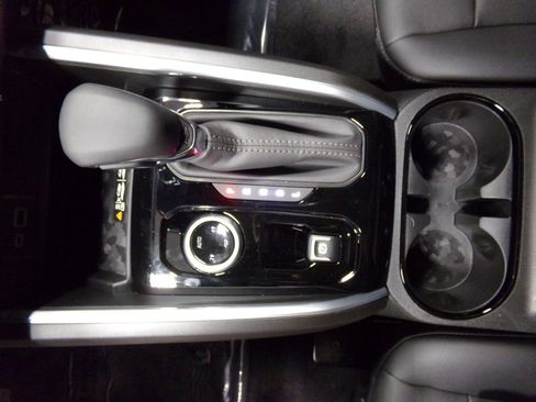 New 2025 Chevrolet Colorado LT w/ LT Convenience Package image 19