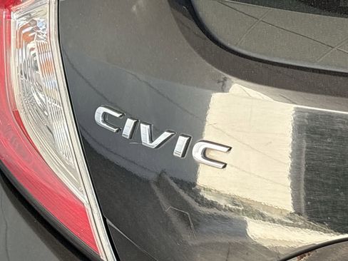 Used 2019 Honda Civic EX image 7