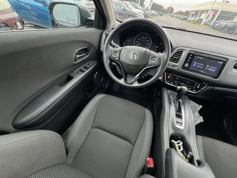 Used 2022 Honda HR-V EX image 4