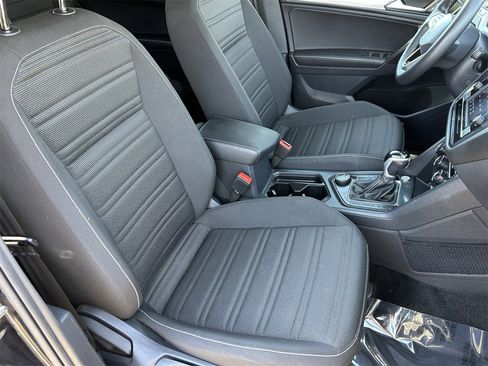 Used 2024 Volkswagen Tiguan S image 10