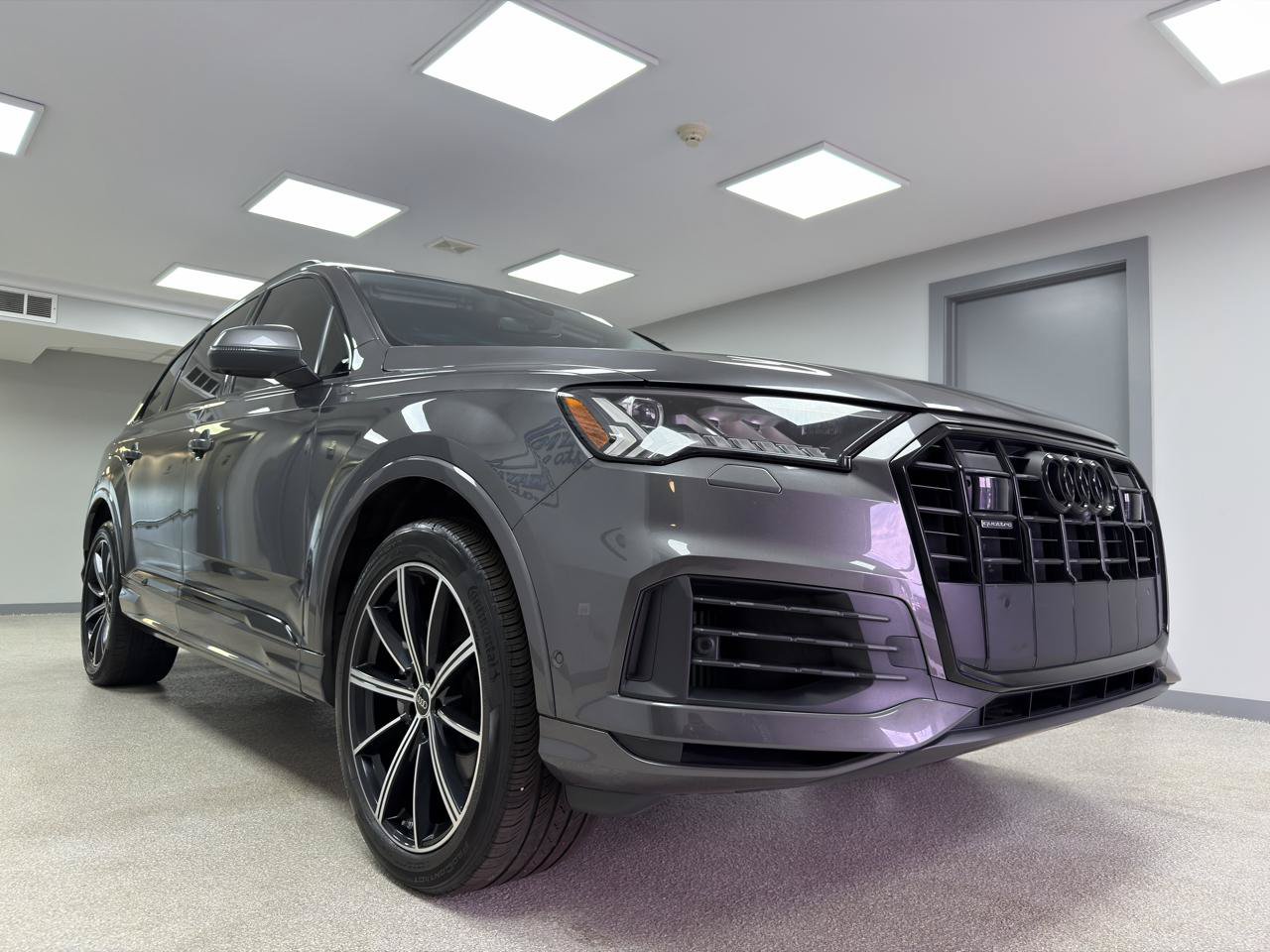 Used 2023 Audi Q7 3.0T Premium Plus AWD/4WD image 4