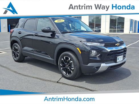 Used 2022 Chevrolet TrailBlazer LT AWD/4WD image 1