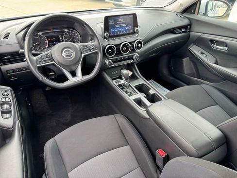 Used 2022 Nissan Sentra SV w/ Trunk Package image 15