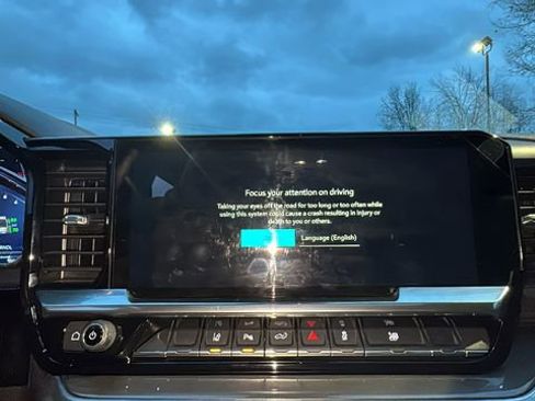 Used 2024 Chevrolet Silverado 2500 High Country w/ High Country Premium Package image 20