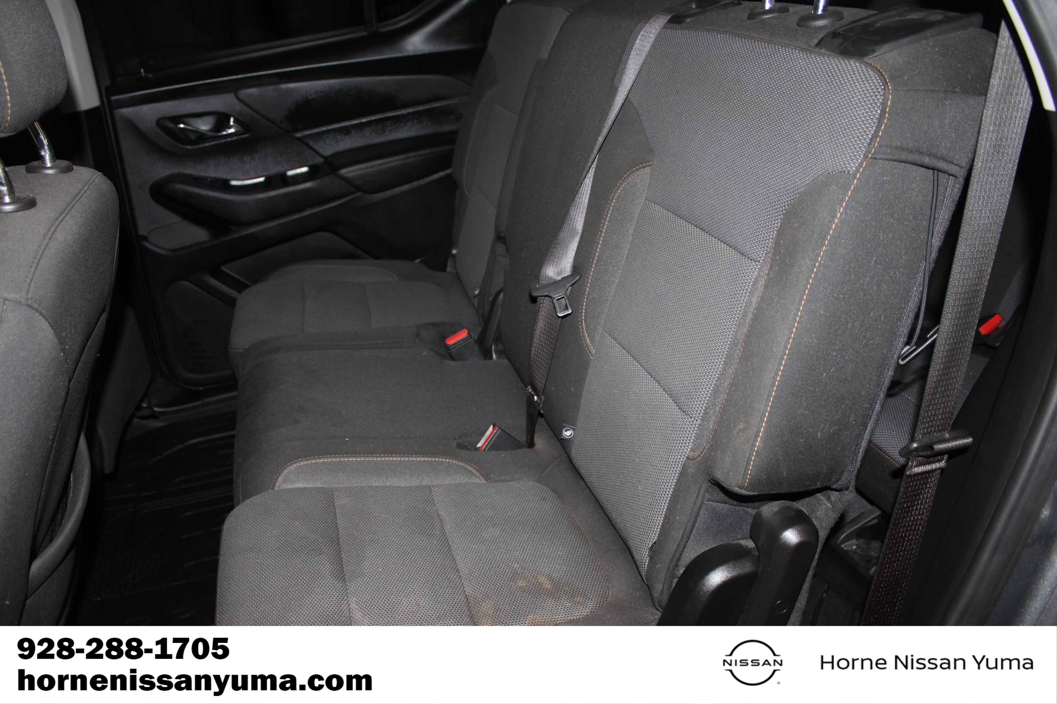 Used 2021 Chevrolet Traverse LS w/ LPO, Floor Liner Package FWD image 5
