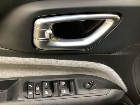 Used 2023 Jeep Compass Latitude AWD/4WD image 23