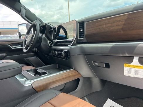 New 2026 Chevrolet Silverado 2500 High Country w/ Technology Package AWD/4WD image 34