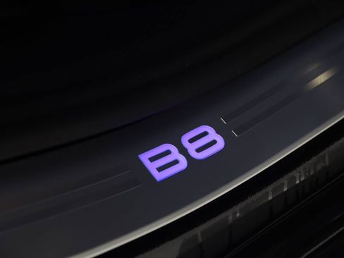 Used 2024 BMW ALPINA B8 xDrive Gran Coupe image 18