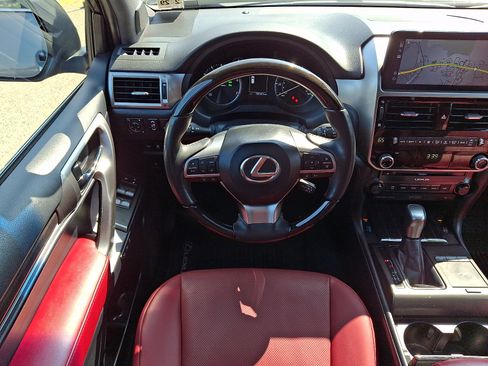 Certified 2023 Lexus GX 460 Premium w/ Accessory Package AWD/4WD image 12
