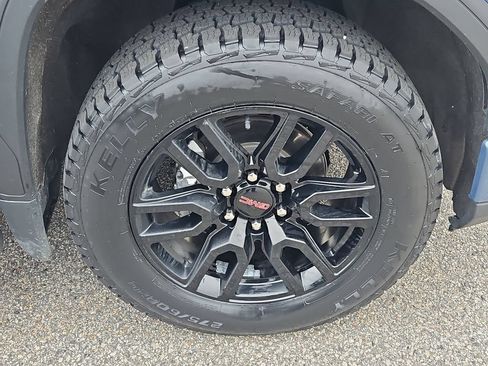 Certified 2024 GMC Sierra 1500 Pro w/ Graphite Edition AWD/4WD image 10