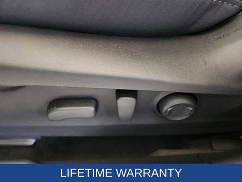 Certified 2025 Subaru Outback Premium image 17