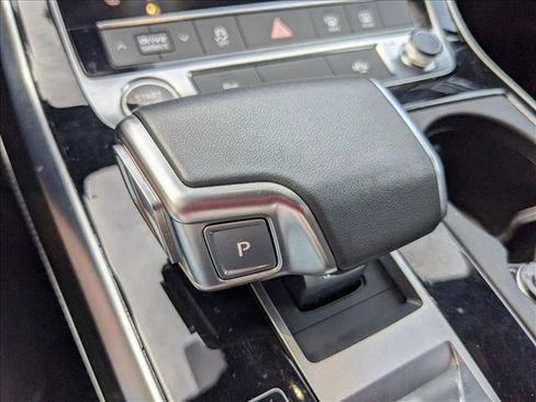 Used 2025 Audi Q7 2.0T Premium Plus w/ Premium Plus Package image 13