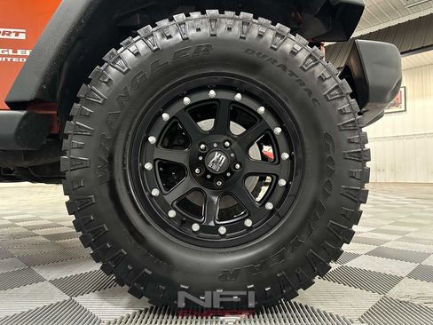 Used 2014 Jeep Wrangler Unlimited Sport w/ Connectivity Group AWD/4WD image 16