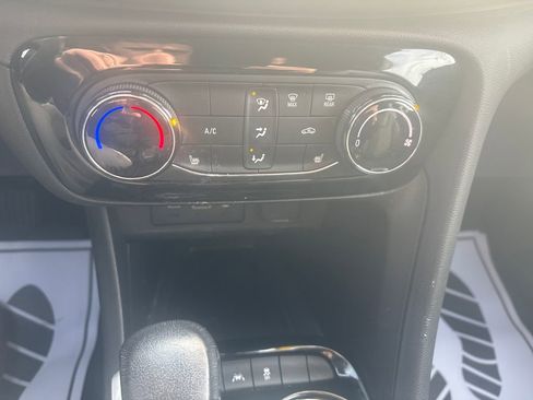 Used 2023 Buick Encore GX Preferred w/ Cold Weather Comfort Package image 24