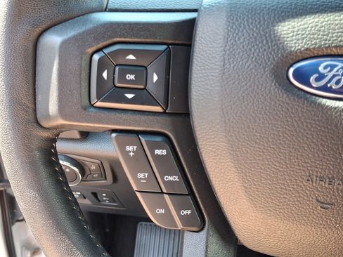 Used 2020 Ford F150 XLT w/ Equipment Group 302A Luxury AWD/4WD image 24