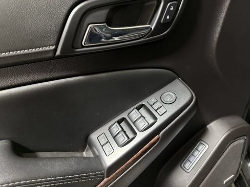 Used 2016 GMC Yukon SLT w/ HD Trailering Package AWD/4WD image 22