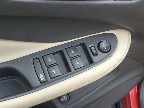 Certified 2019 Buick Envision Preferred AWD/4WD image 16