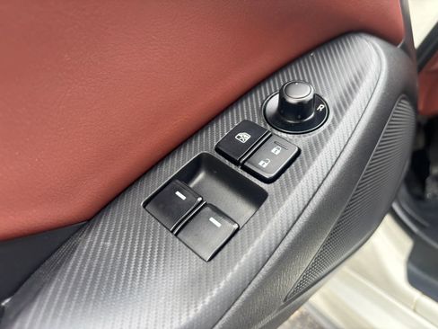 Used 2019 MAZDA MX-5 Miata Grand Touring RWD image 41