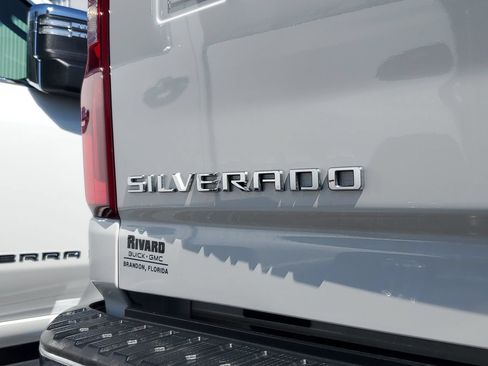 Used 2020 Chevrolet Silverado 2500 LTZ w/ LTZ Premium Package AWD/4WD image 7