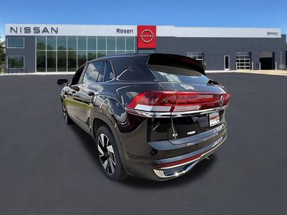 Used 2025 Volkswagen Atlas Cross Sport SE