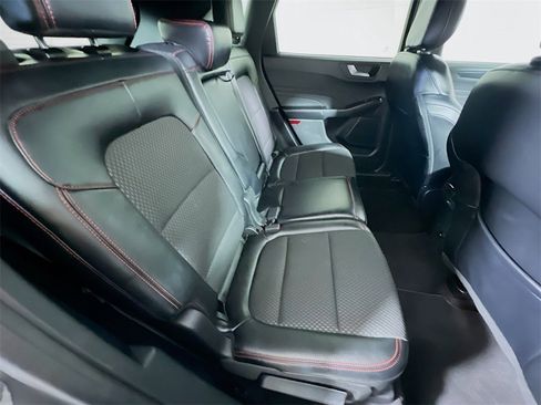 Used 2023 Ford Escape ST-Line image 23