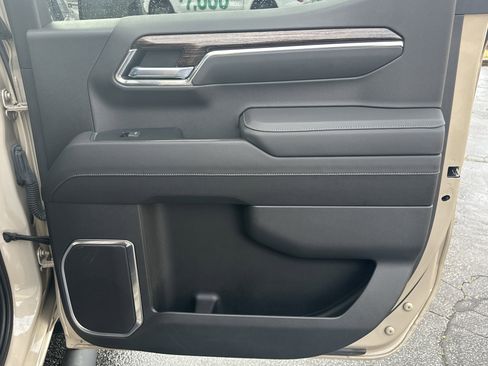 Certified 2023 GMC Sierra 1500 Elevation image 19