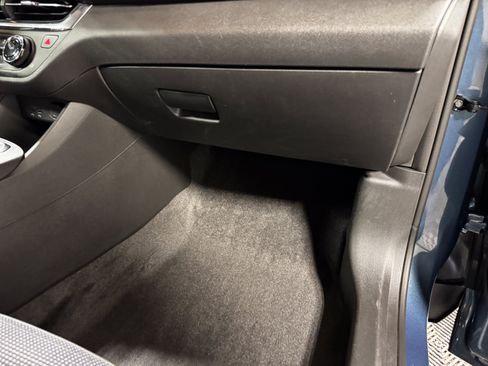 Used 2025 Buick Envista Preferred FWD image 35