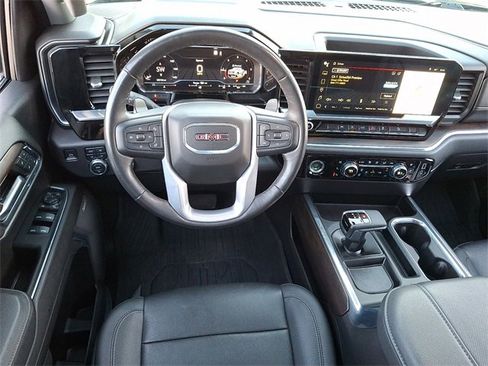Used 2023 GMC Sierra 1500 SLT w/ SLT Premium Package image 11