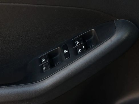 Used 2016 Volkswagen Jetta S FWD image 38