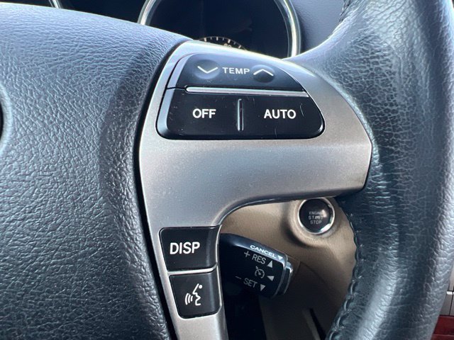 Used 2013 Toyota Highlander Limited AWD/4WD image 24
