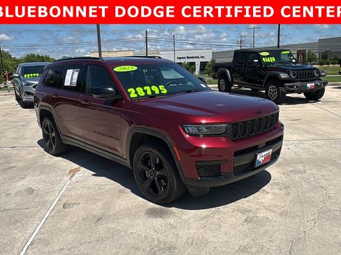 Used 2023 Jeep Grand Cherokee L Altitude AWD/4WD image 3