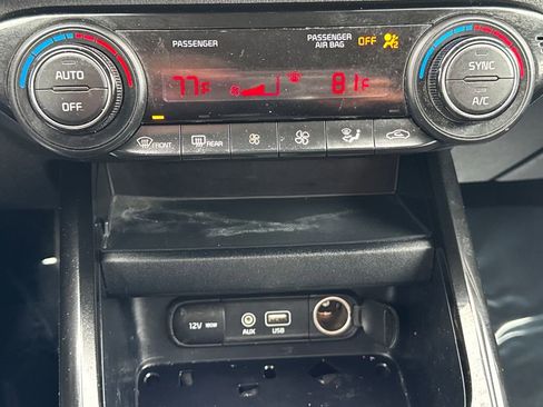 Used 2019 Kia Forte S image 36