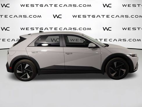Used 2025 Hyundai Ioniq 5 SE RWD image 43