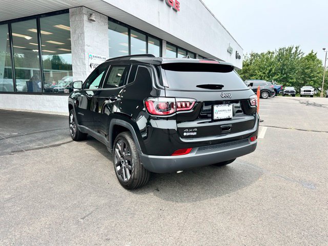 New 2025 Jeep Compass Limited w/ Sun & Sound Group AWD/4WD image 7