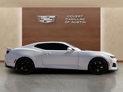 Used 2021 Chevrolet Camaro ZL1 image 5