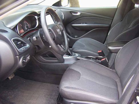 Used 2015 Dodge Dart SXT image 7