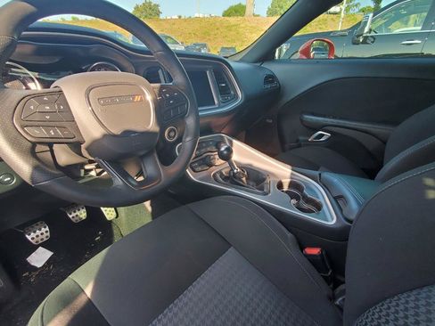 Used 2022 Dodge Challenger R/T Scat Pack RWD image 7